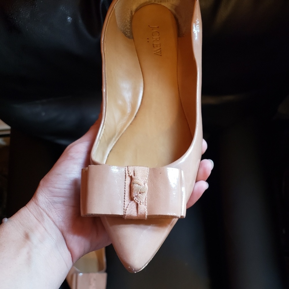 Flats - Picture 2 of 8